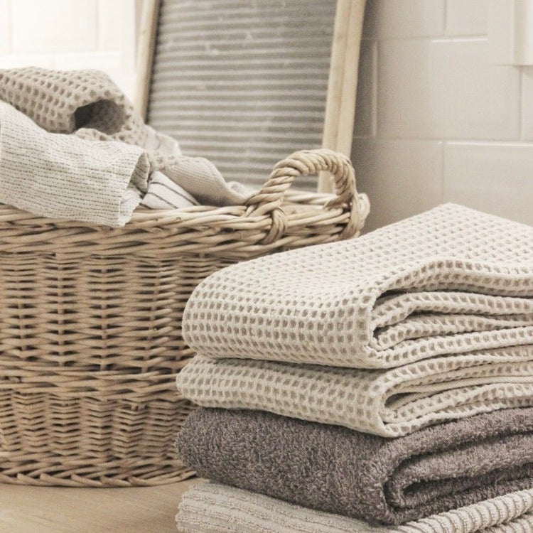 Laundry Service (Sheets + Towels)